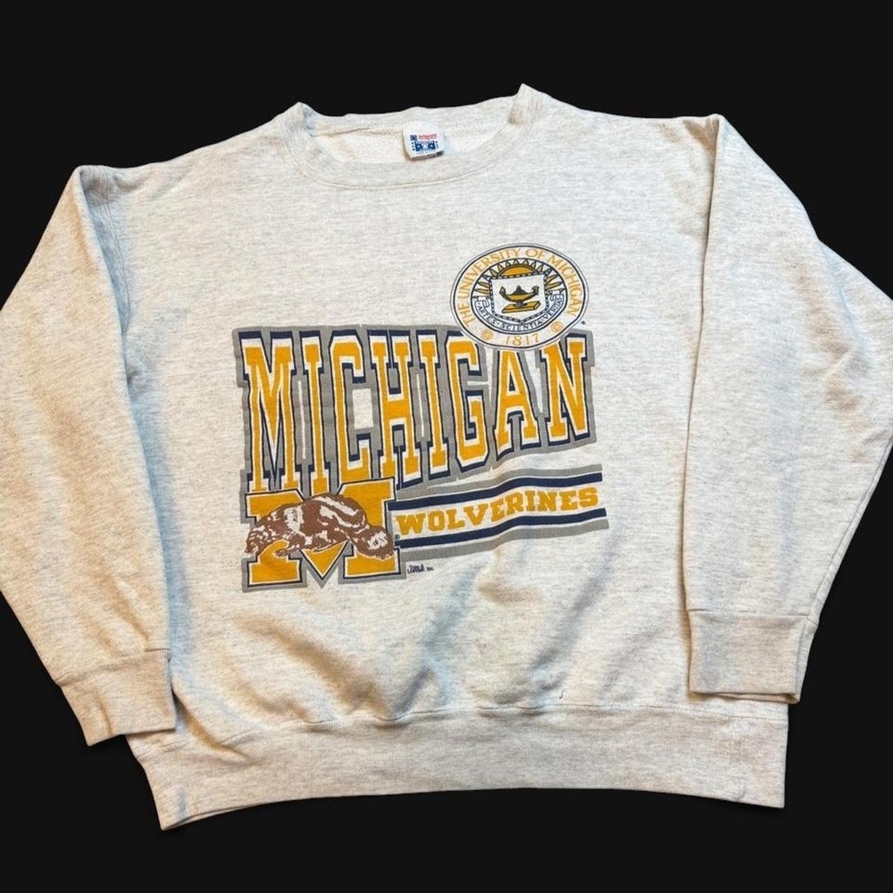 Vintage Michigan Wolverines 90s crewneck sweatshirt fits boxy medium